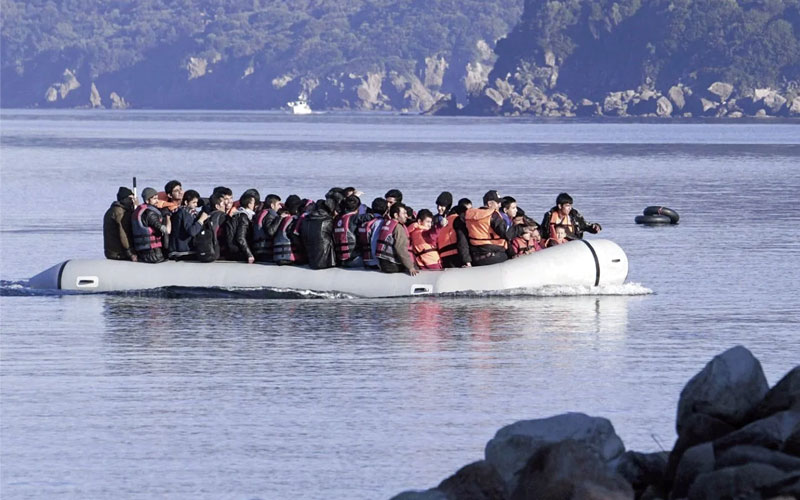 «Εισβολή χωρίς αντίσταση, κοροϊδεύουν τον ελληνικό λαό – Το κράτος ανίκανο, οι διακινητές ανεξέλεγκτοι»