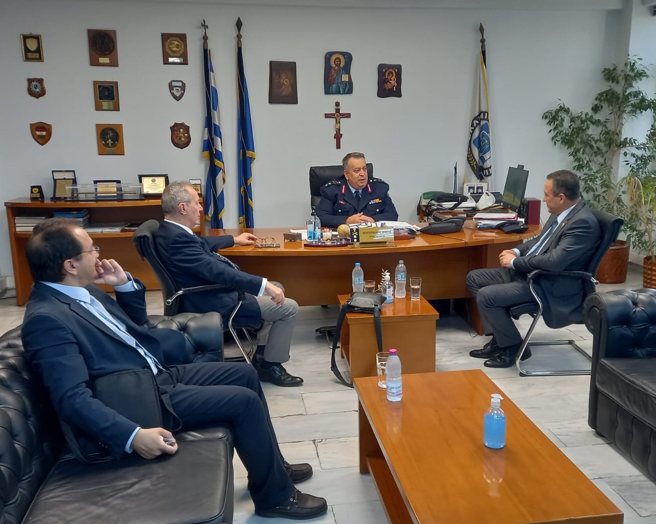 Οι «ΣΠΑΡΤΙΑΤΕΣ» στη Θεσσαλονίκη: Έμπρακτη στήριξη στις γυναίκες και στους άνδρες των Σωμάτων Ασφαλείας - Επισκέψεις στην Αστυνομική Διεύθυνση και την Πυροσβεστική