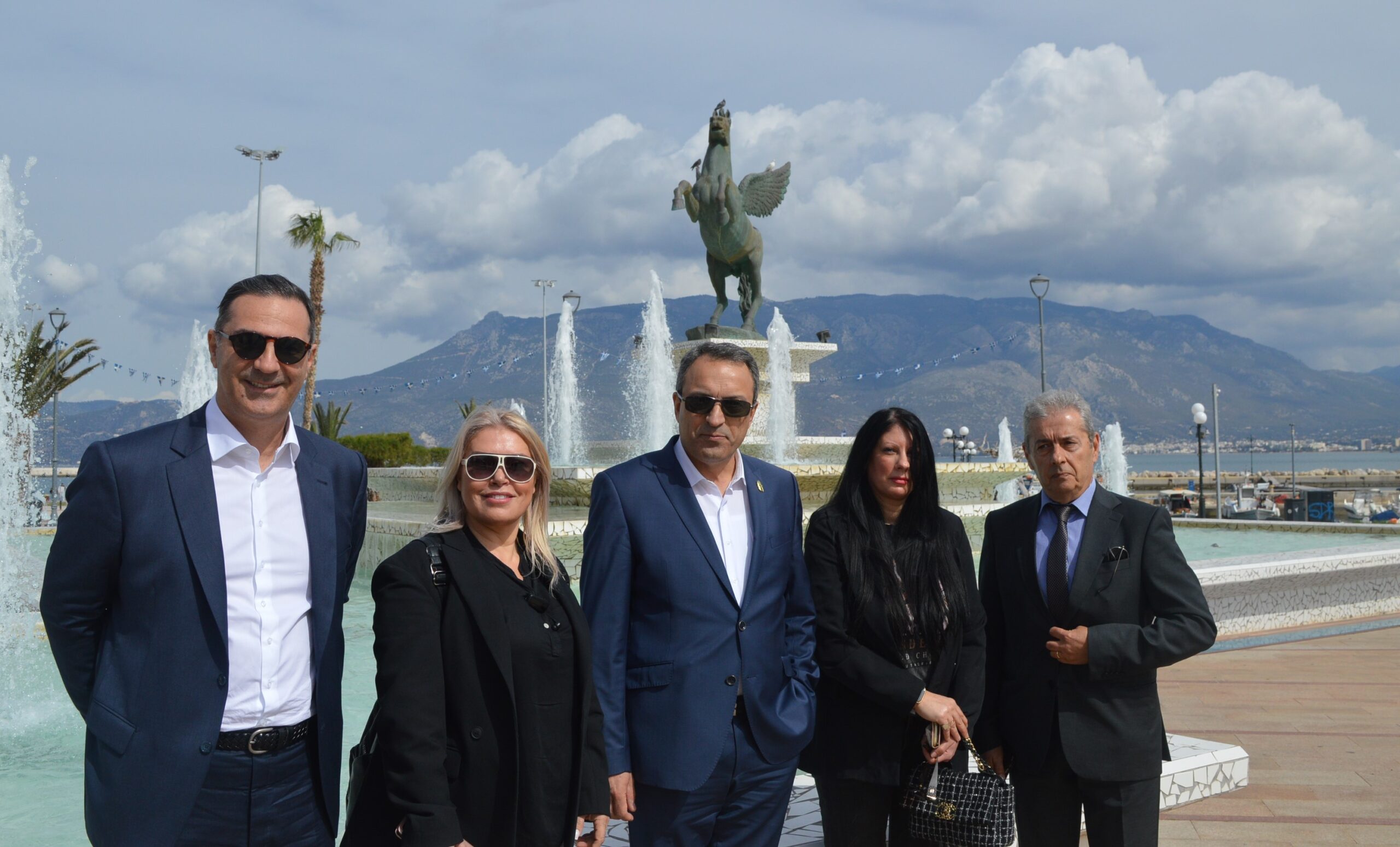 Κλιμάκιο του Πολιτικού Φορέα «ΣΠΑΡΤΙΑΤΕΣ» με επικεφαλής τον Πρόεδρο, Βασίλη Στίγκα στην Κορινθία