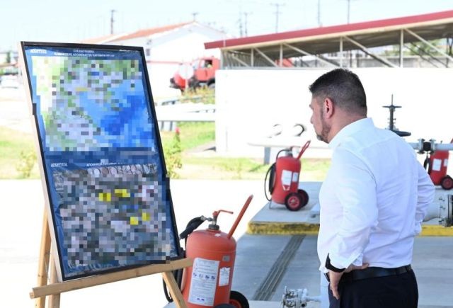 Επιπόλαια και ανεύθυνη έκθεση του στρατιωτικού χάρτη της 111 ΠΜ στην Αγχίαλο από ….. τον Υφυπουργό Εθνικής Άμυνας!